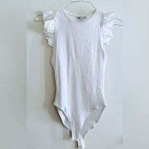 Zara White Sleeveless Ruffle Bodysuit